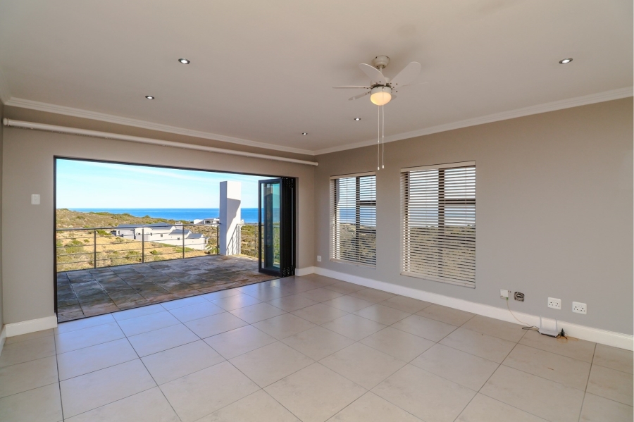 4 Bedroom Property for Sale in Pinnacle Point Golf Estate Western Cape